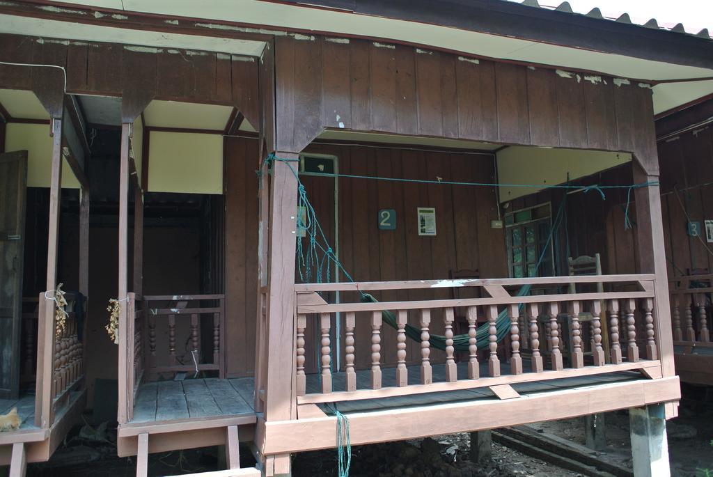 Dalom Guesthouse Ban Dondét Exterior foto