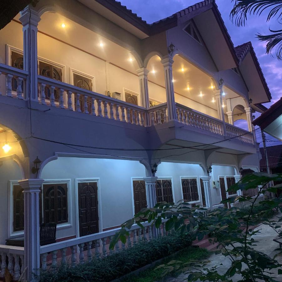 Dalom Guesthouse Ban Dondét Exterior foto