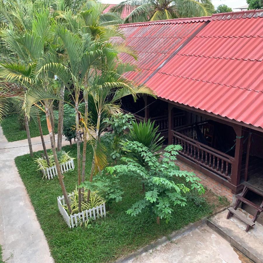 Dalom Guesthouse Ban Dondét Exterior foto
